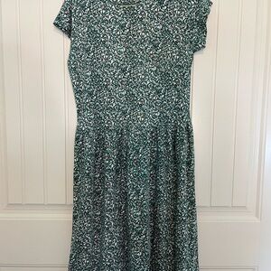 Chic Green Floral Maxi Dress